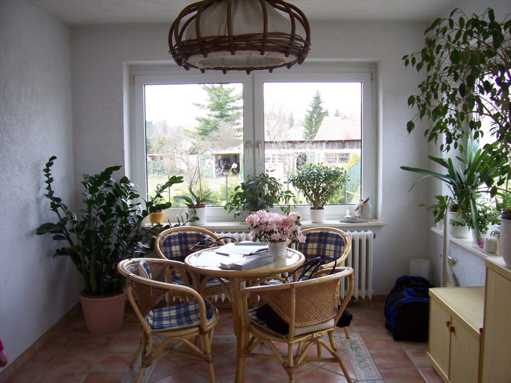 Eingangsbereich Sitzplatz vor Umgestaltung ohne optische Abtrennung